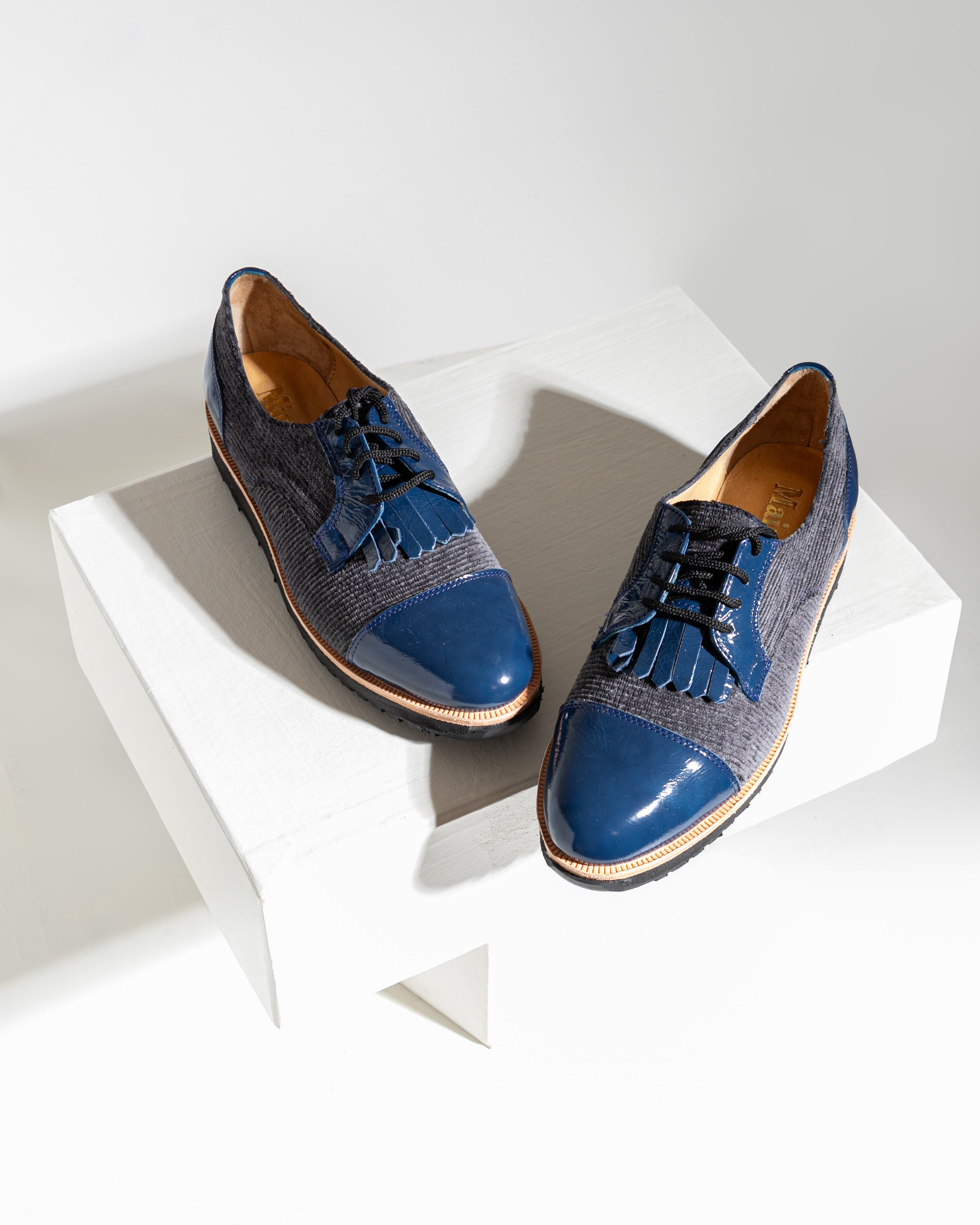 UltraLight Acordonados Moustache Blue