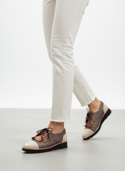 UltraLight Acordonados Moustache Chocolate